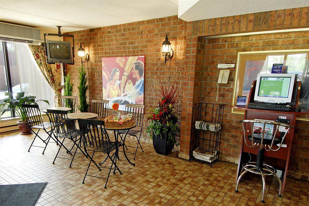 Comfort Inn Windsor Interno foto